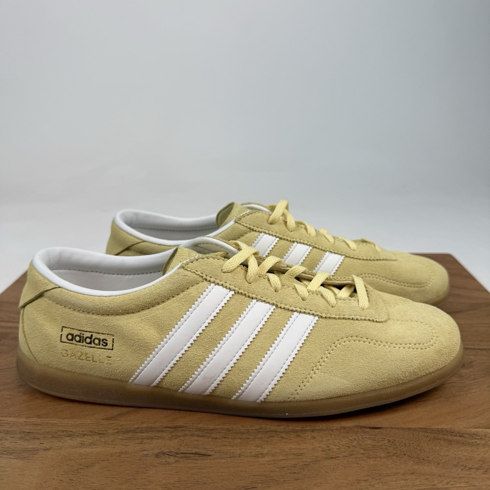 New Womens Adidas Gazelle Yellow Suede Athletic Shoes‎ Sneakers Size 9.5 B